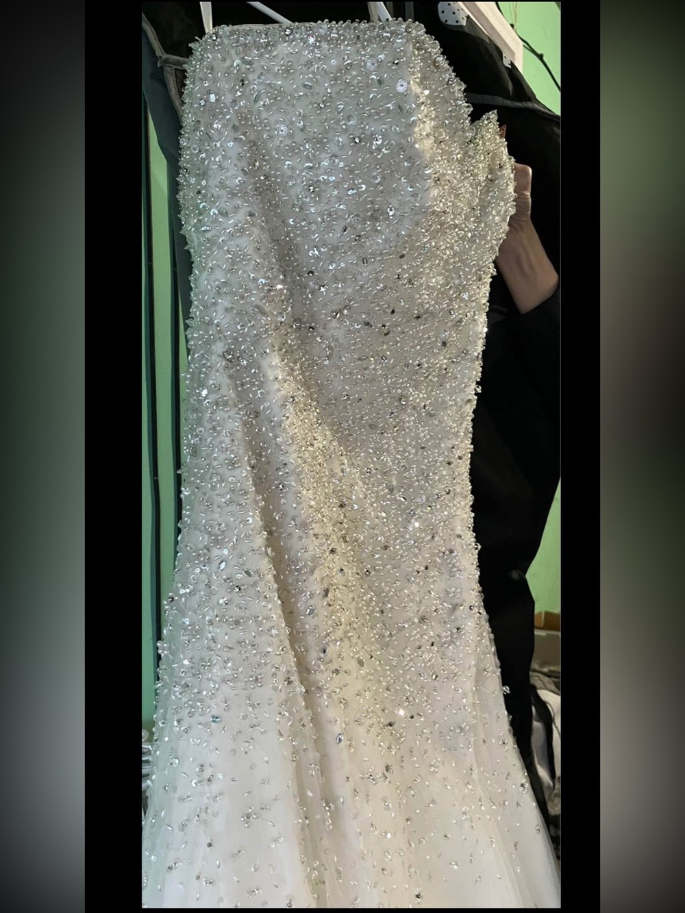 Mori Lee by Madeline Gardner wedding dress with matching Vail - Picture 3 of 10